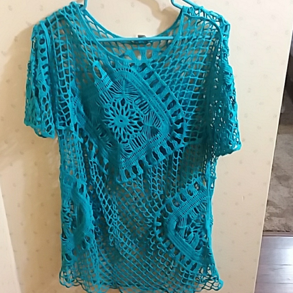 Teal Crochet layering top NWOT